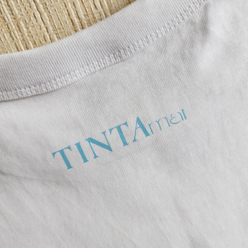 Polera Arancia Rossa Oversize - TINTAmarPolera Arancia Rossa OversizePoleraTINTAmarTINTAmarBlancoSPolera Arancia Rossa Oversize