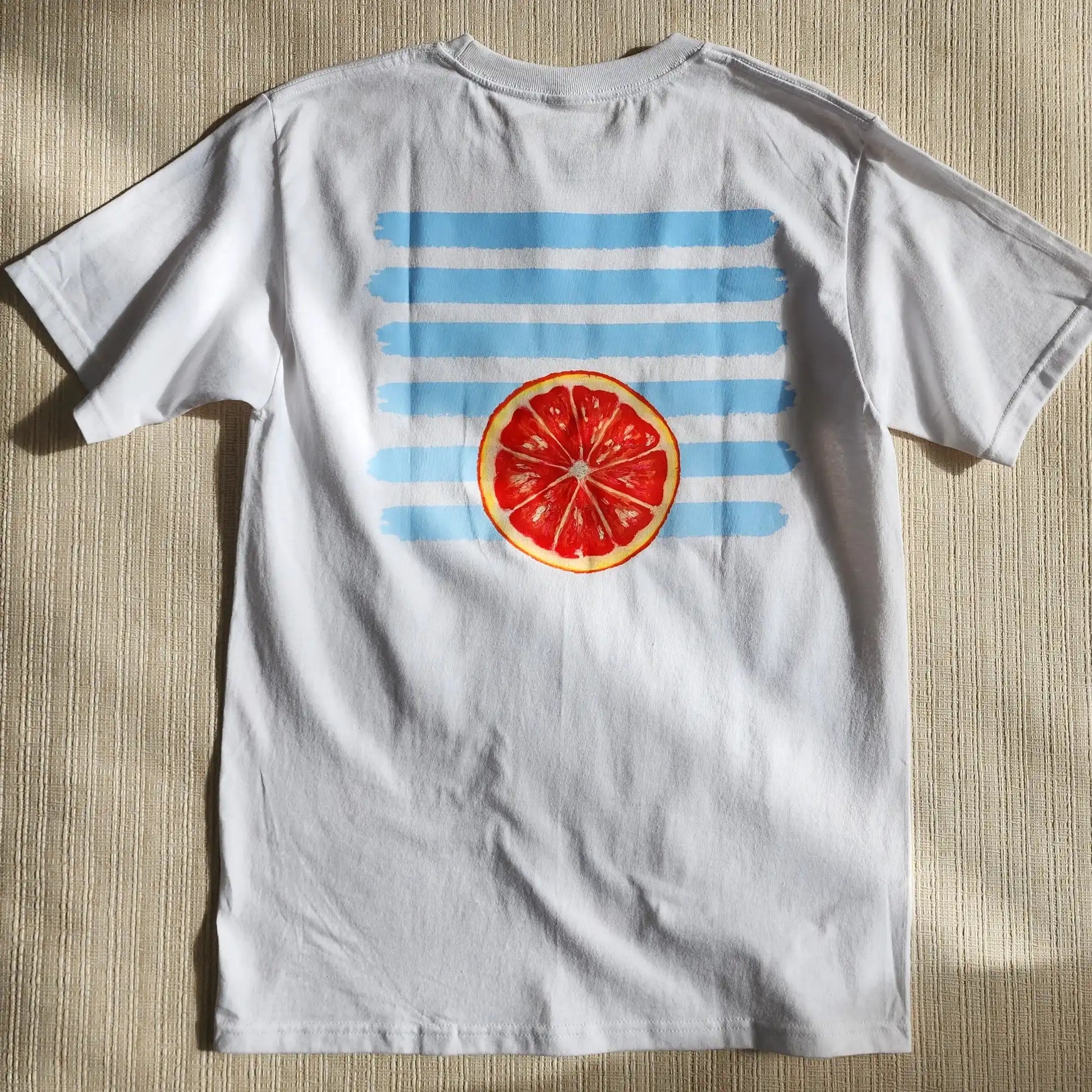 Polera Arancia Rossa Regular Fit - TINTAmarPolera Arancia Rossa Regular FitPoleraTINTAmarTINTAmarBlanco