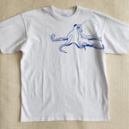 Polera Pulpo Oversize - TINTAmarPolera Pulpo OversizePoleraTINTAmarTINTAmarAzul marinoSPolera Pulpo Oversize