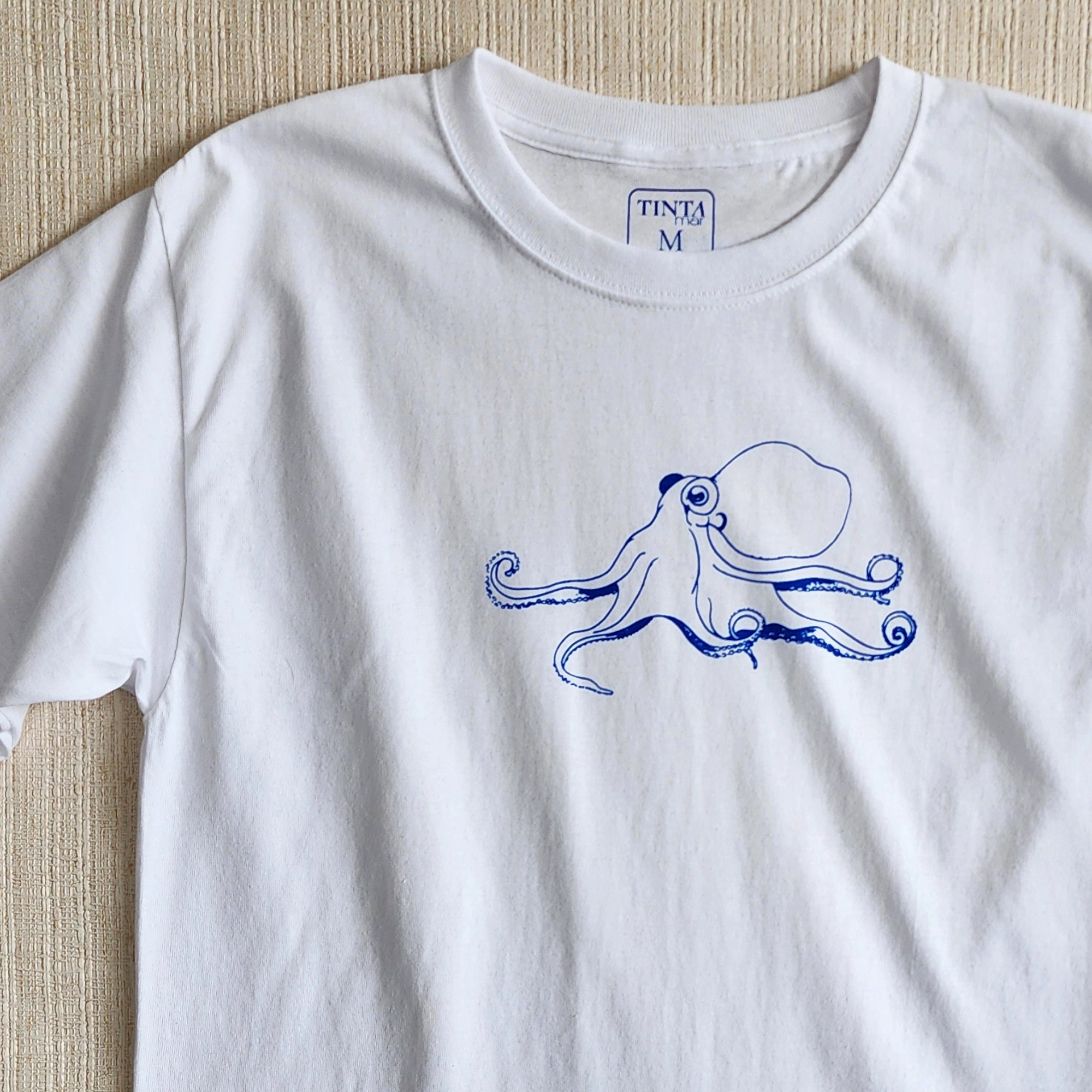 Polera Pulpo pequeño Regular - TINTAmarPolera Pulpo pequeño RegularPoleraTINTAmarTINTAmarAzul marinoSPolera Pulpo pequeño Regular