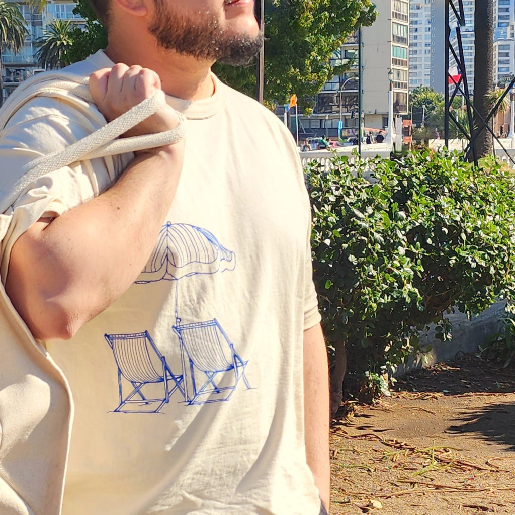 Polera Reposeras Oversize - TINTAmarPolera Reposeras OversizePoleraTINTAmarTINTAmarArenaSPolera Reposeras Oversize