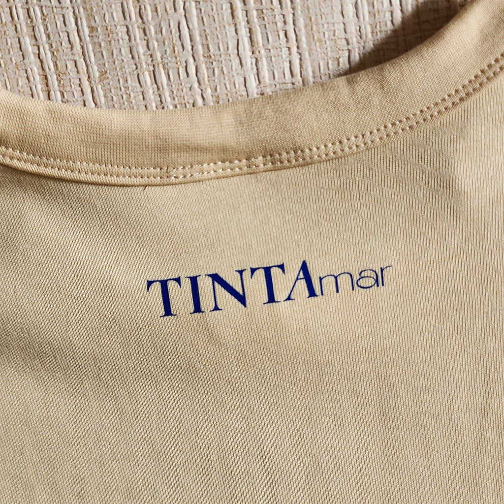 Polera Reposeras Oversize - TINTAmarPolera Reposeras OversizePoleraTINTAmarTINTAmarArenaSPolera Reposeras Oversize